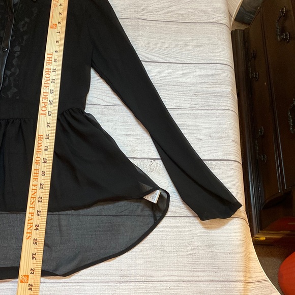 Olsenboye A Gorgeous Black Sheer Button Down Blouse with Faux Leather - Size: S - Picture 13 of 15